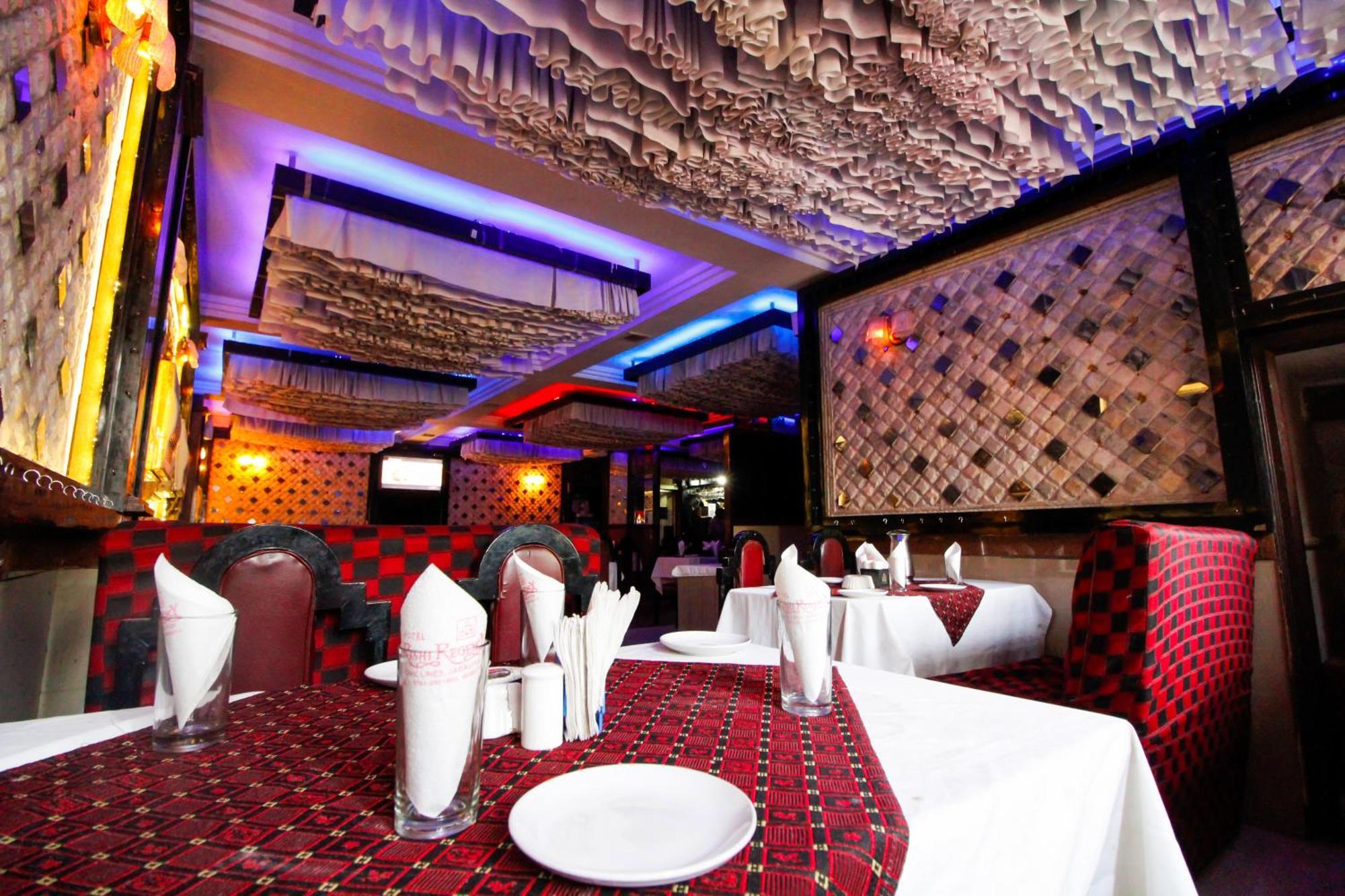 Hotel Rishi Regency Jabalpur Exteriör bild